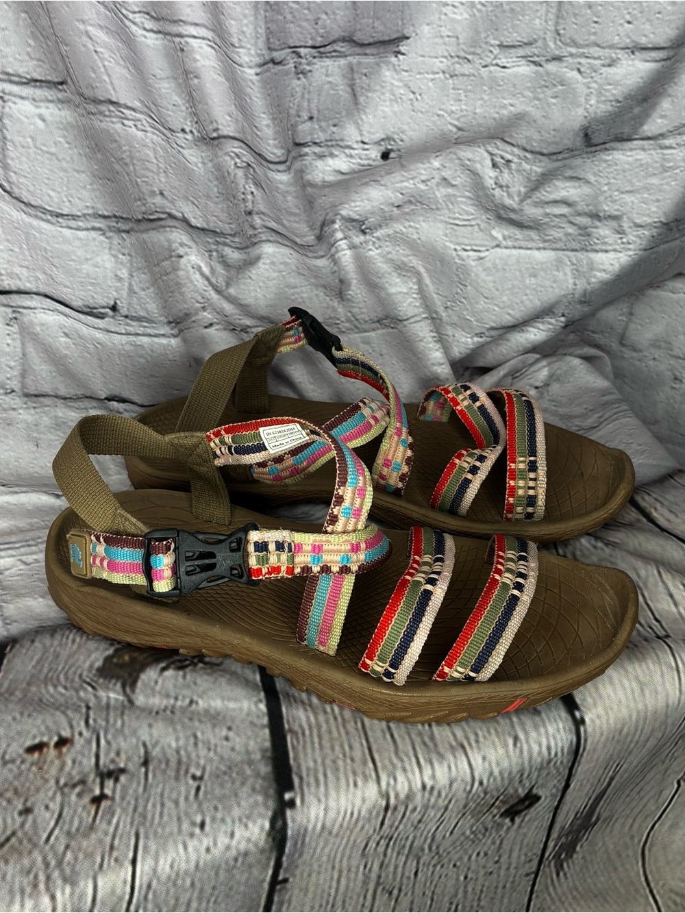Camel Crown Boho Gorpcore Hiking Sport Outdoor Eclectic Bright Strap Sandals 8.5